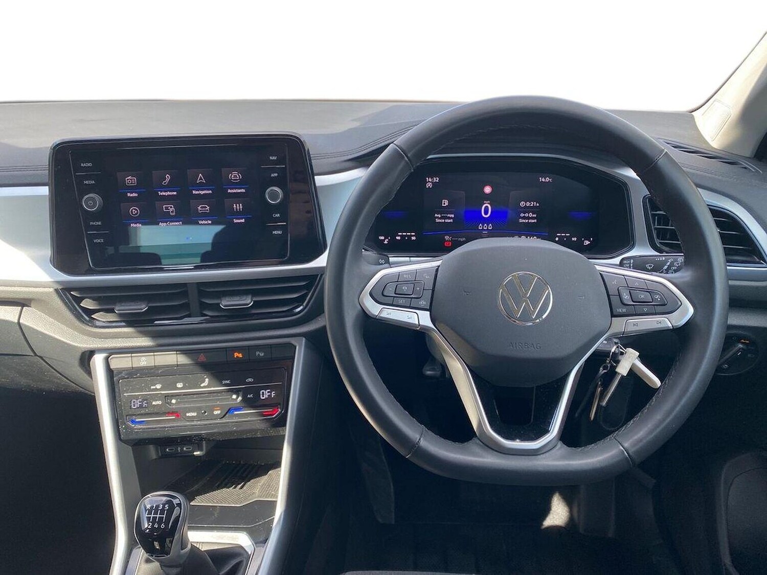 Used Volkswagen T-Roc 2025 for sale - 78194233: Photo 9