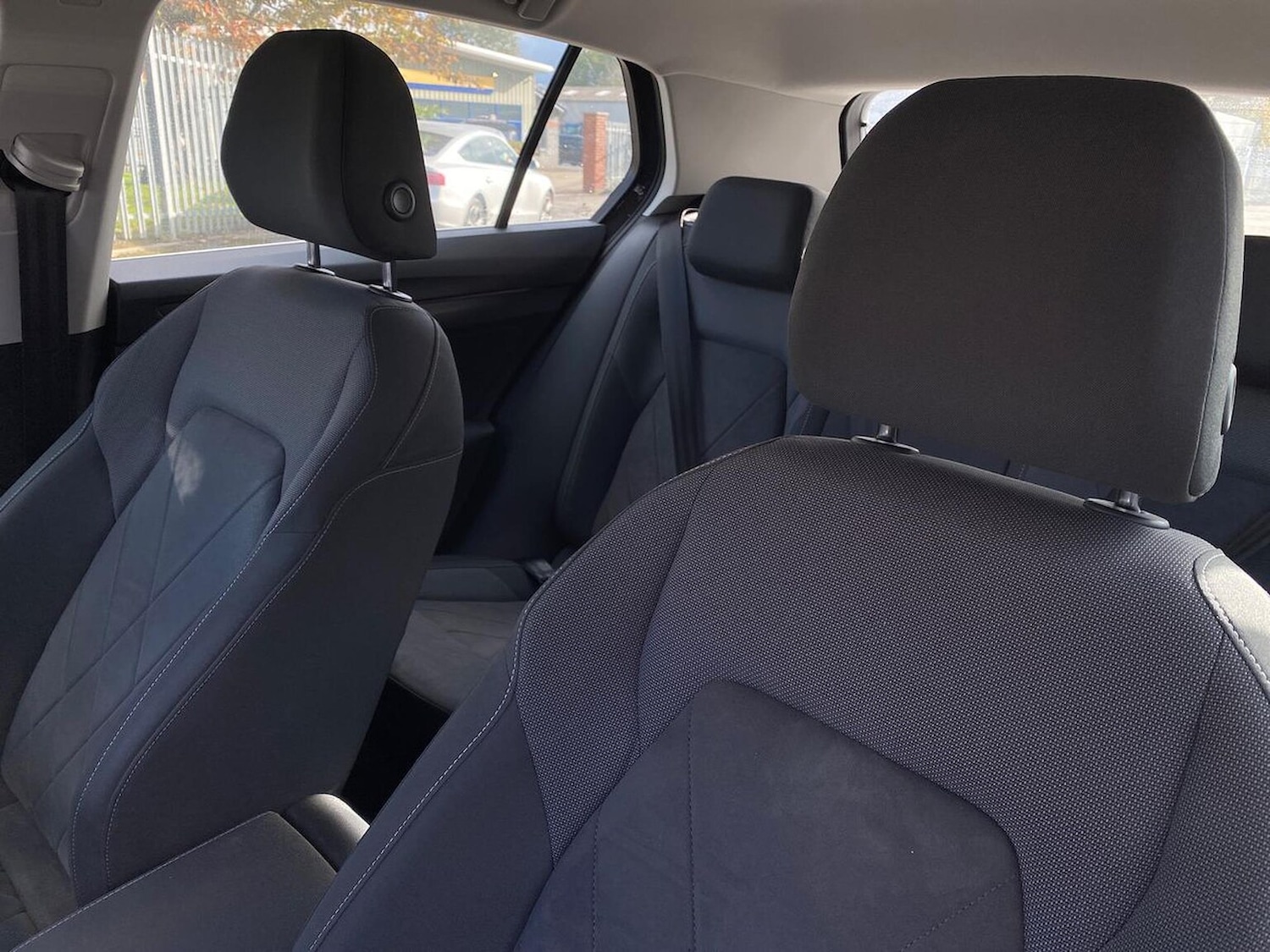 Used Volkswagen Golf 2021 for sale - 76383355: Photo 31