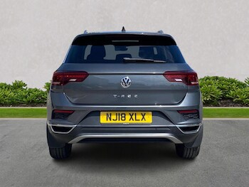Used Volkswagen T-Roc 2018 for sale - 75490587: Photo