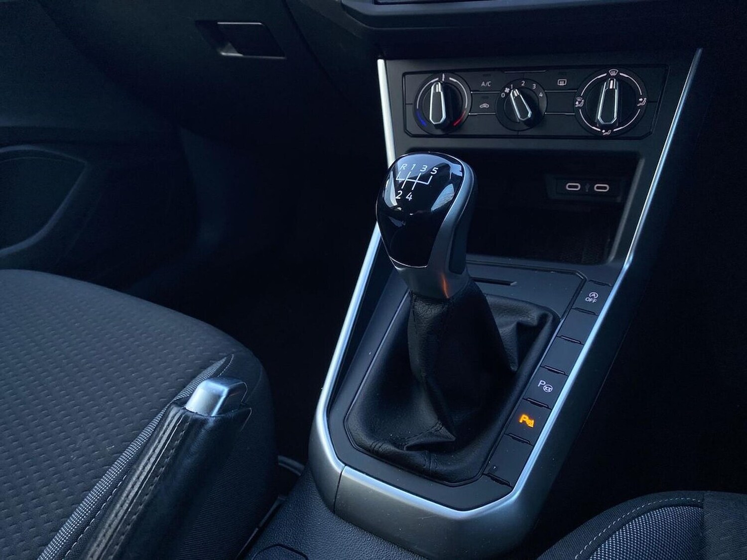 Used Volkswagen Taigo 2023 for sale - 77813392: Photo 13