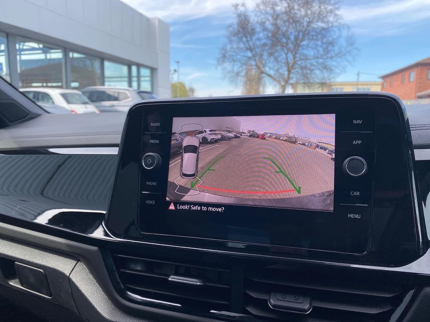 Used Volkswagen T-Roc 2023 for sale - 78194261: Photo 21