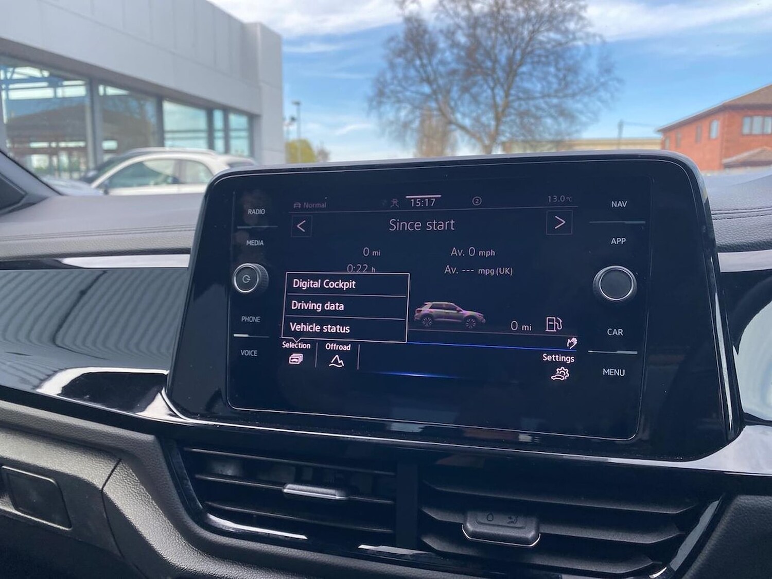 Used Volkswagen T-Roc 2023 for sale - 78194261: Photo 23