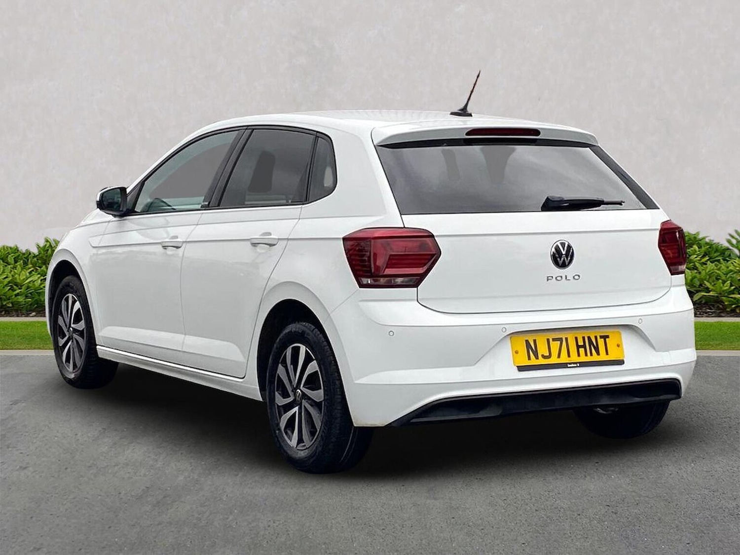 Used Volkswagen Polo 2021 for sale - 76134161: Photo 2