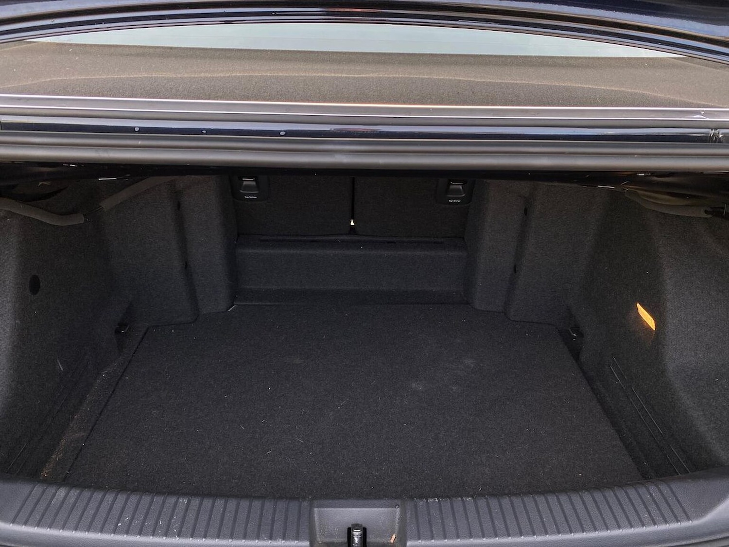 Used Volkswagen T-Roc 2023 for sale - 76407399: Photo 17