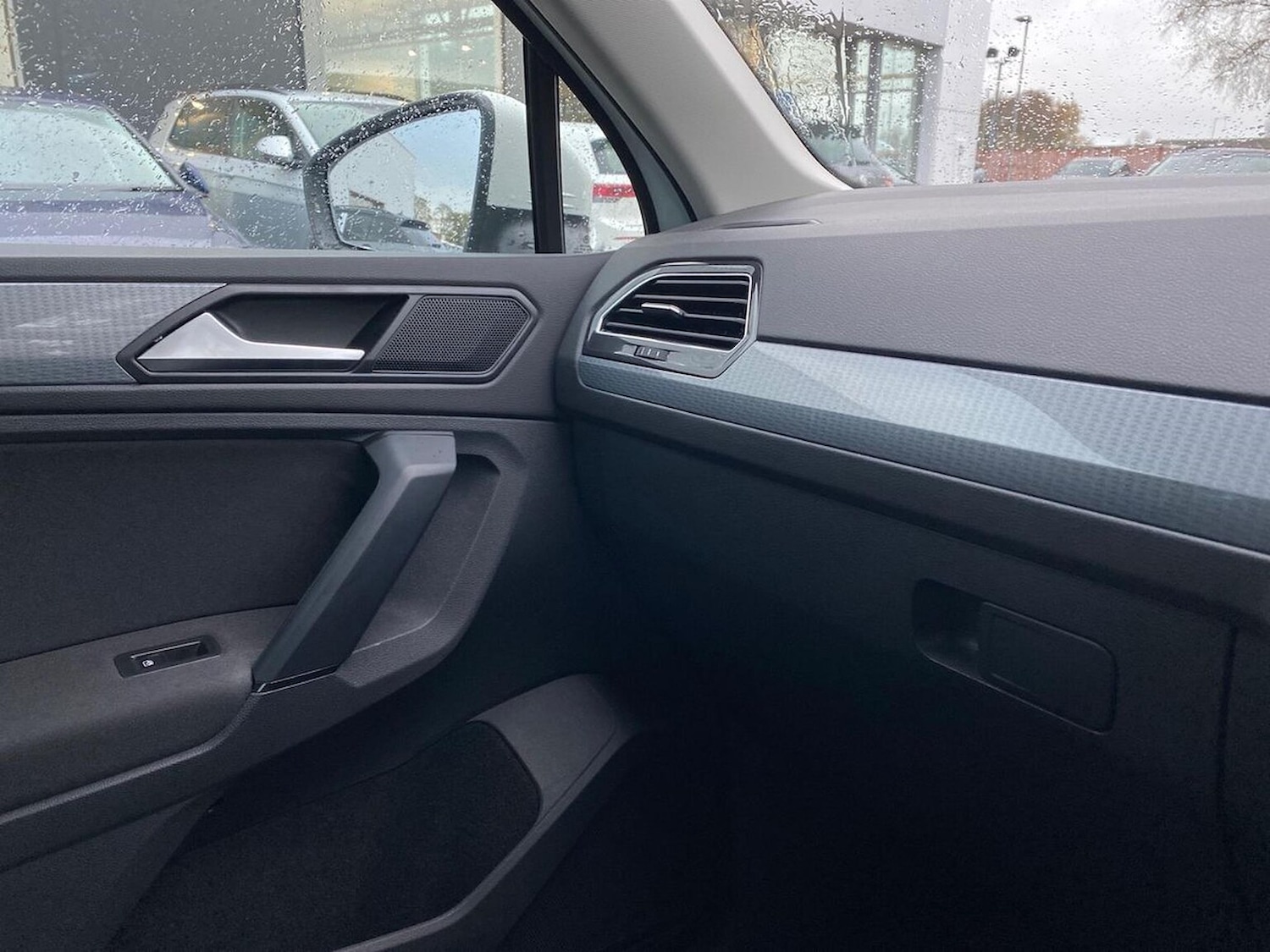 Used Volkswagen Tiguan 2022 for sale - 76687308: Photo 22