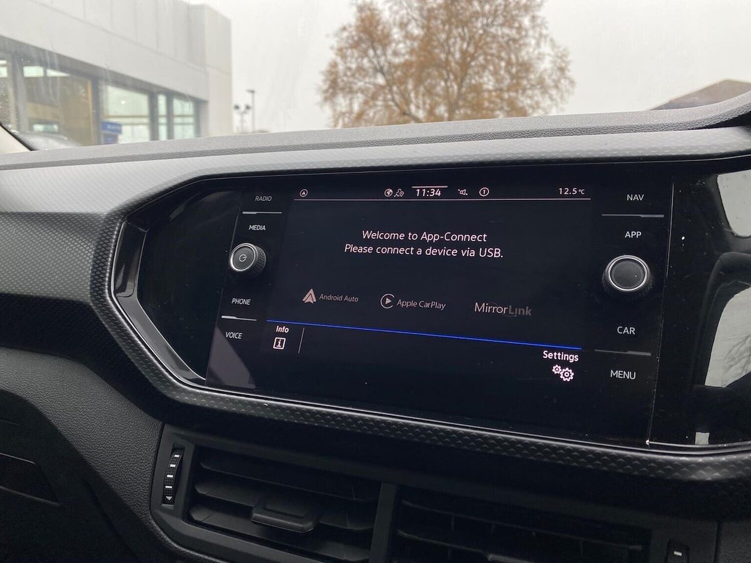 Used Volkswagen T-Cross 2022 for sale - 76504970: Photo 11