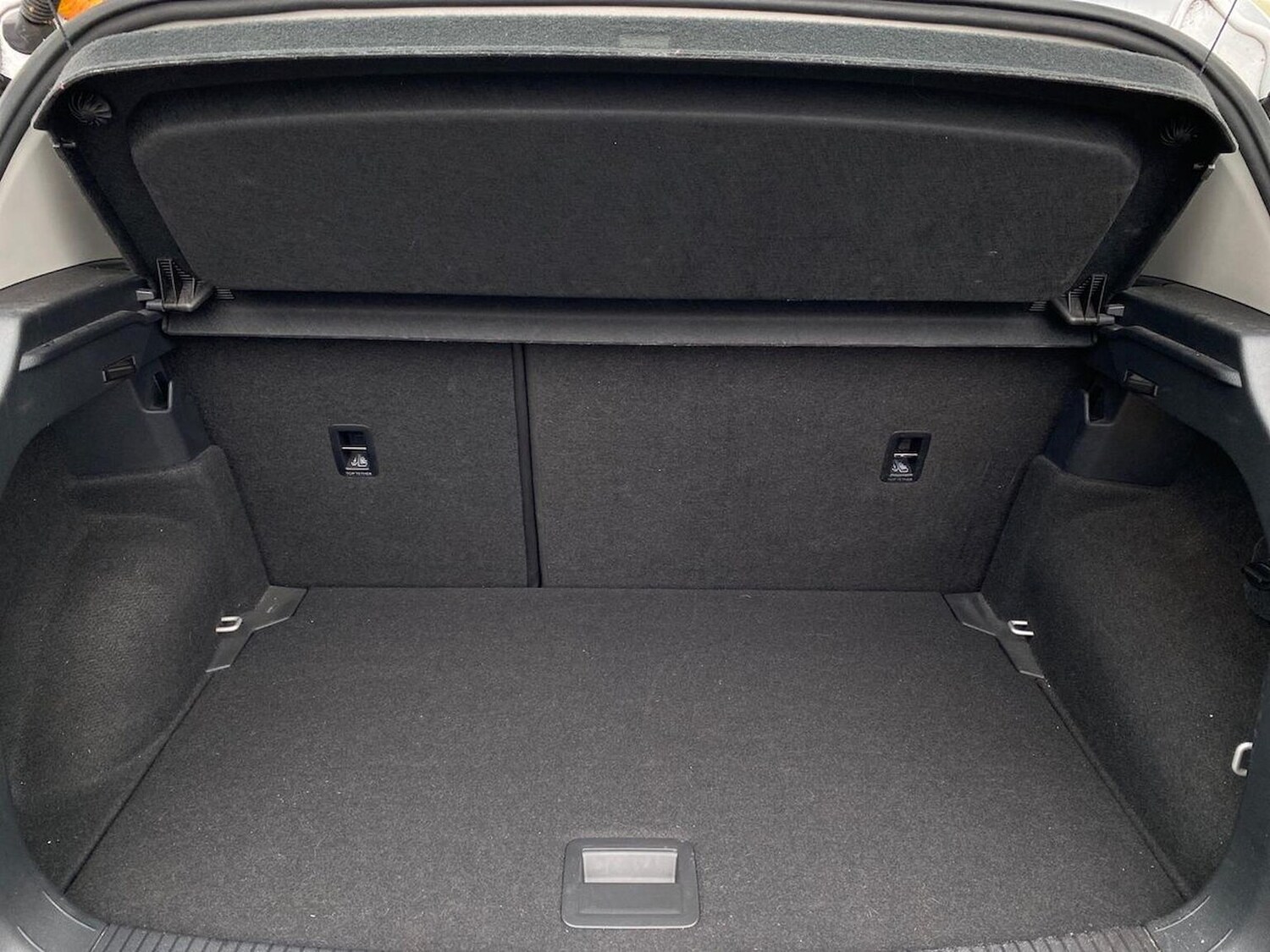 Used Volkswagen T-Cross 2022 for sale - 76504970: Photo 17