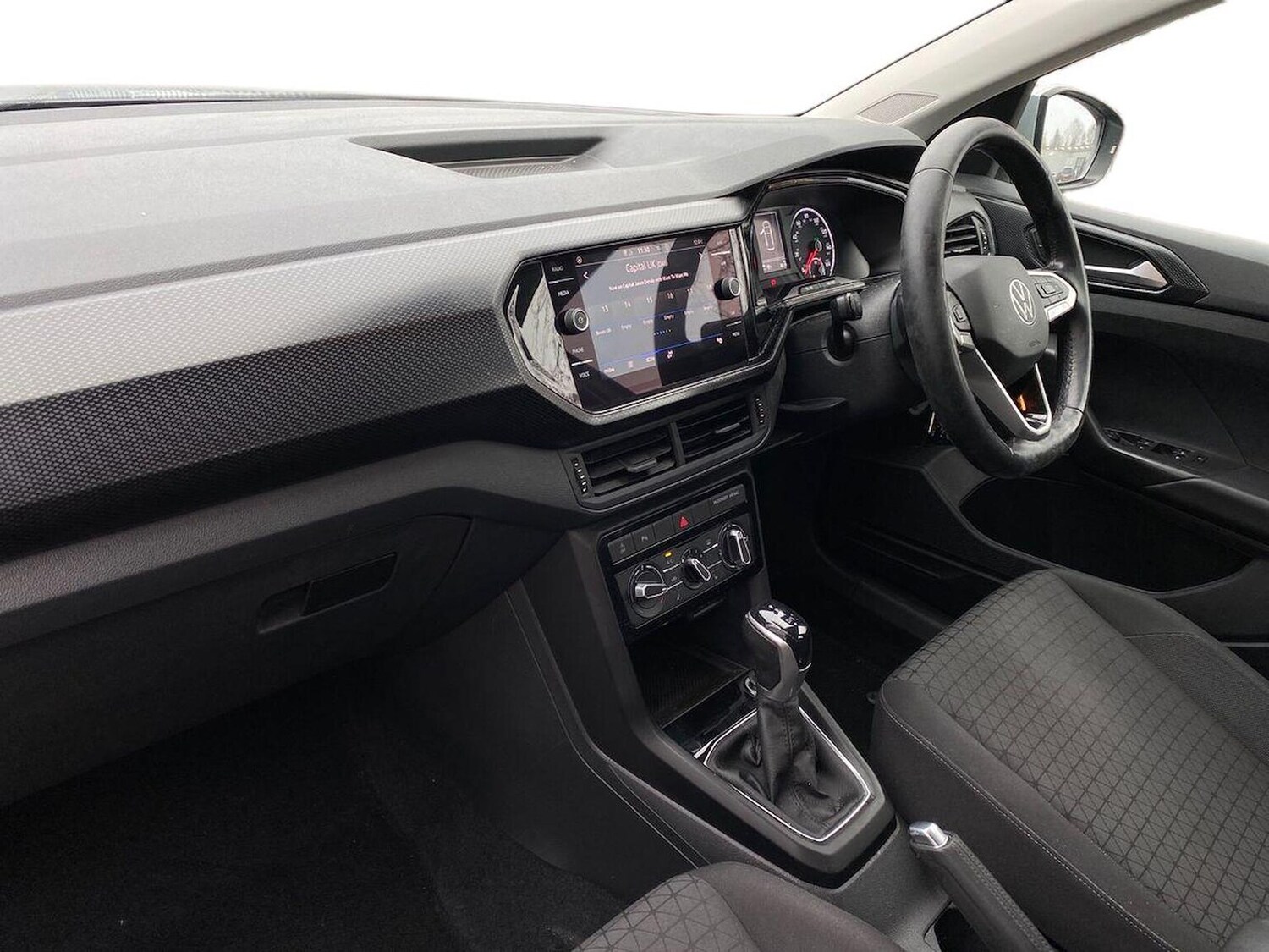 Used Volkswagen T-Cross 2022 for sale - 76504970: Photo 7