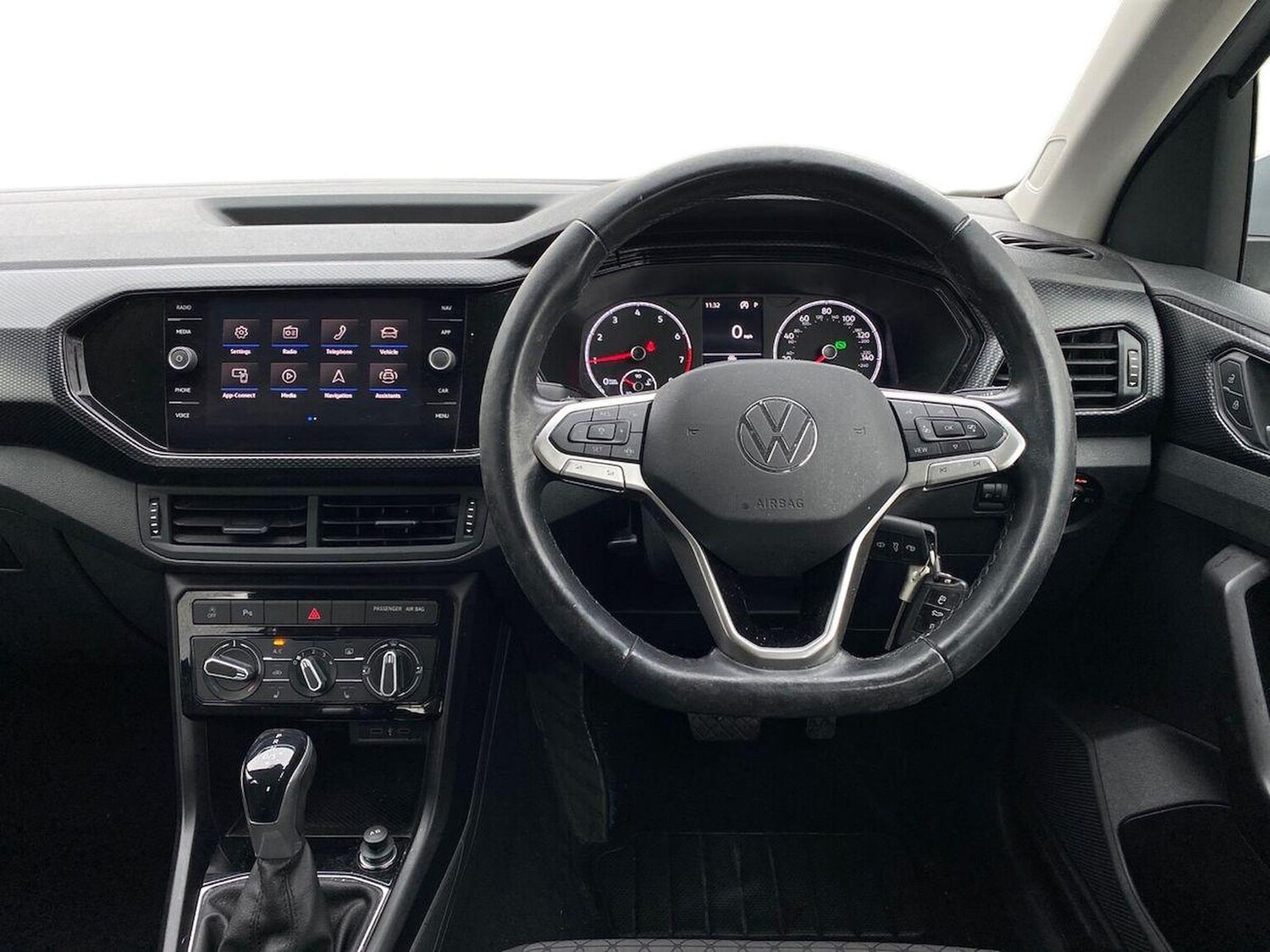 Used Volkswagen T-Cross 2022 for sale - 76504970: Photo 9