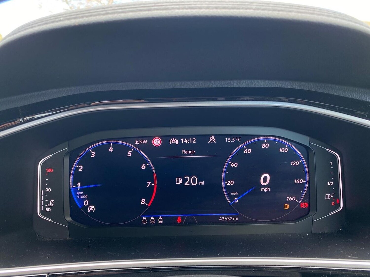 Used Volkswagen T-Roc 2023 for sale - 78194246: Photo 10