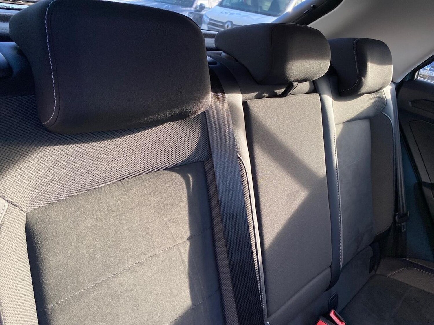 Used Volkswagen T-Roc 2022 for sale - 77813390: Photo 16