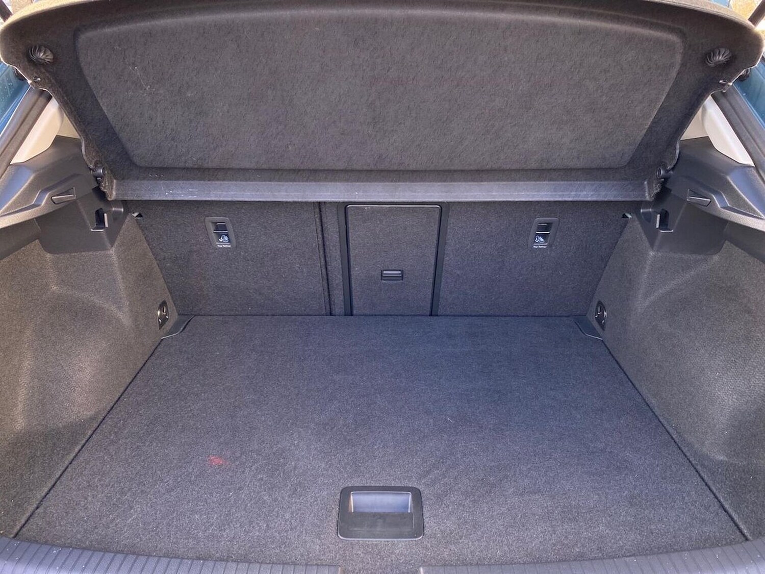 Used Volkswagen T-Roc 2022 for sale - 77813390: Photo 17