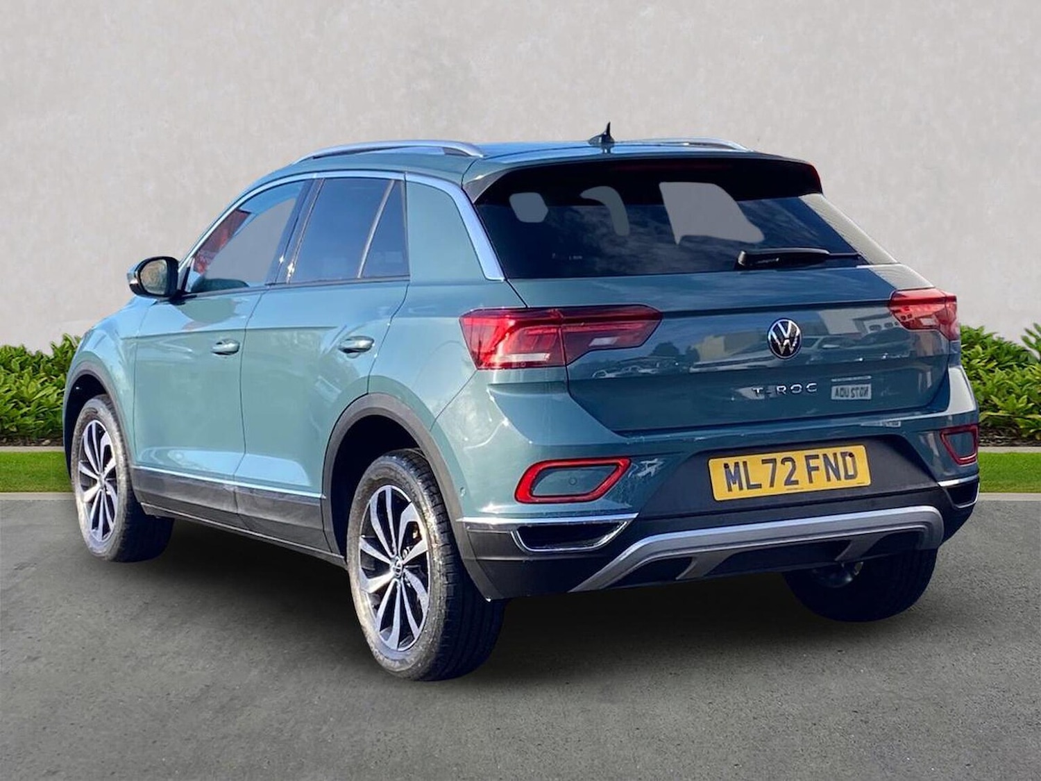 Used Volkswagen T-Roc 2022 for sale - 77813390: Photo 2