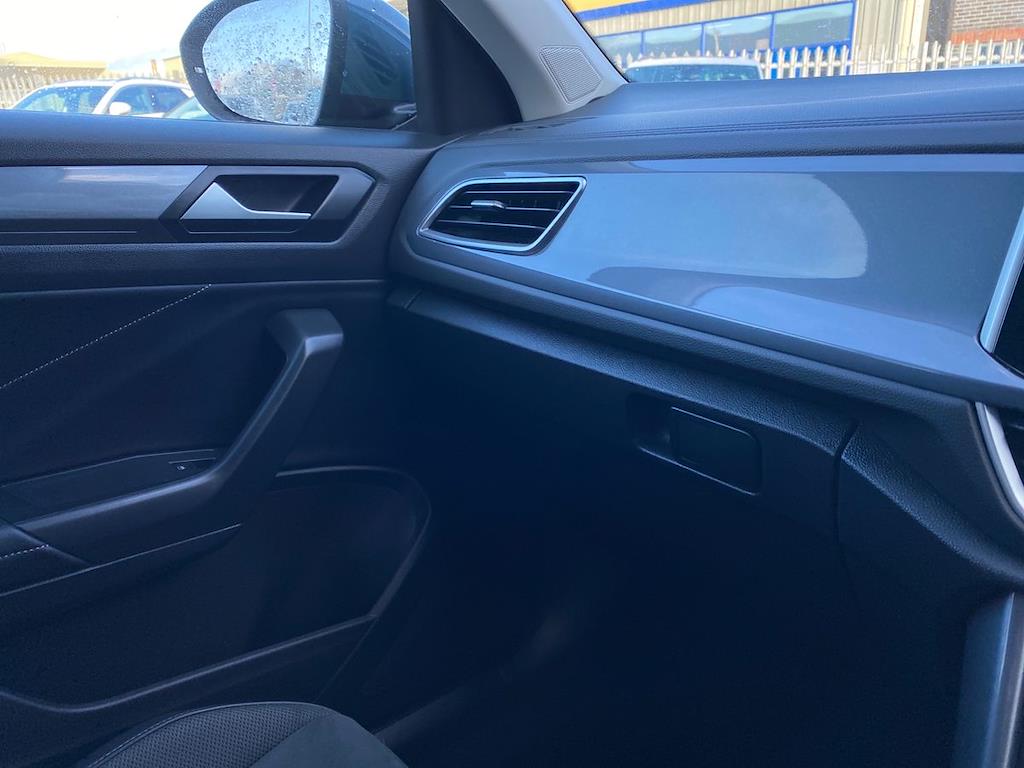 Used Volkswagen T-Roc 2022 for sale - 77813390: Photo 25