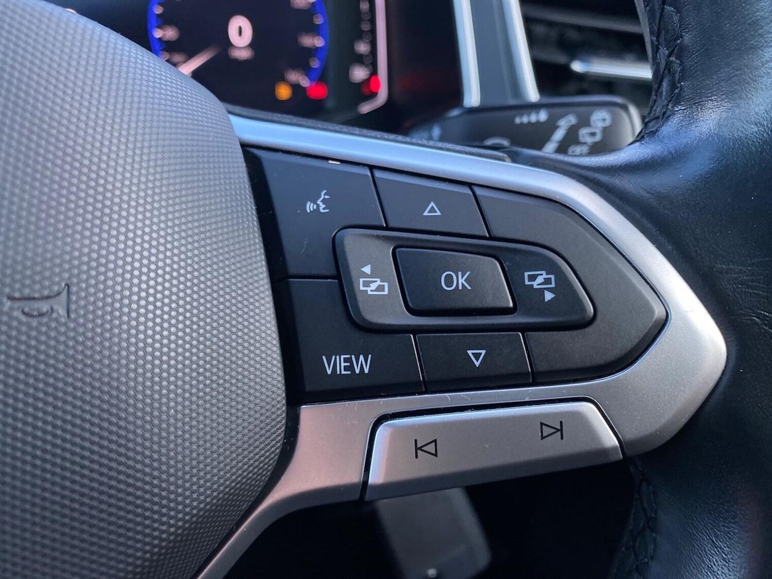 Used Volkswagen T-Roc 2022 for sale - 77813390: Photo 26