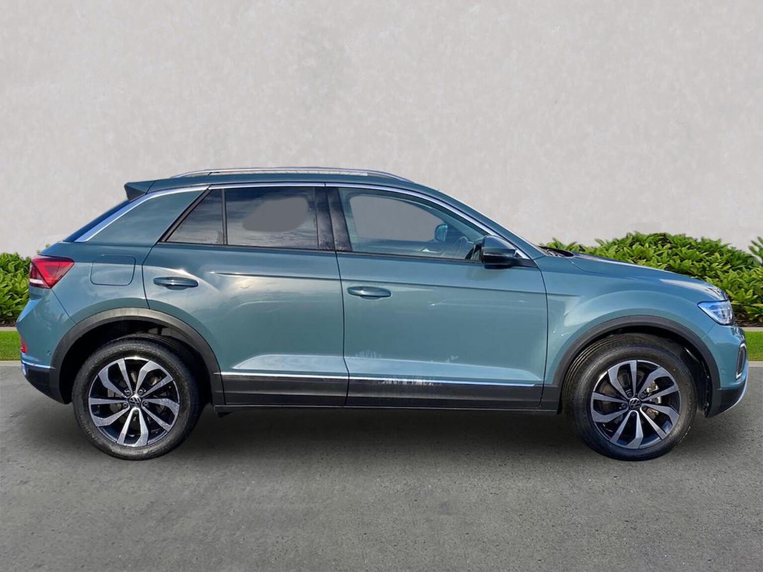 Used Volkswagen T-Roc 2022 for sale - 77813390: Photo 3