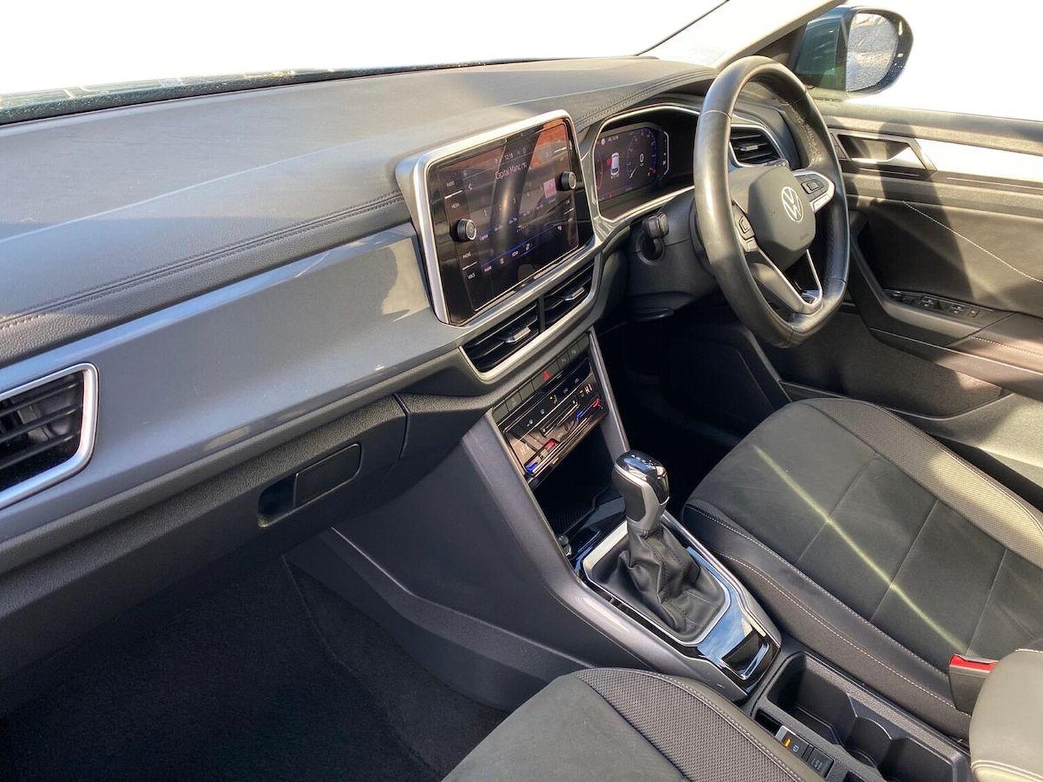 Used Volkswagen T-Roc 2022 for sale - 77813390: Photo 7