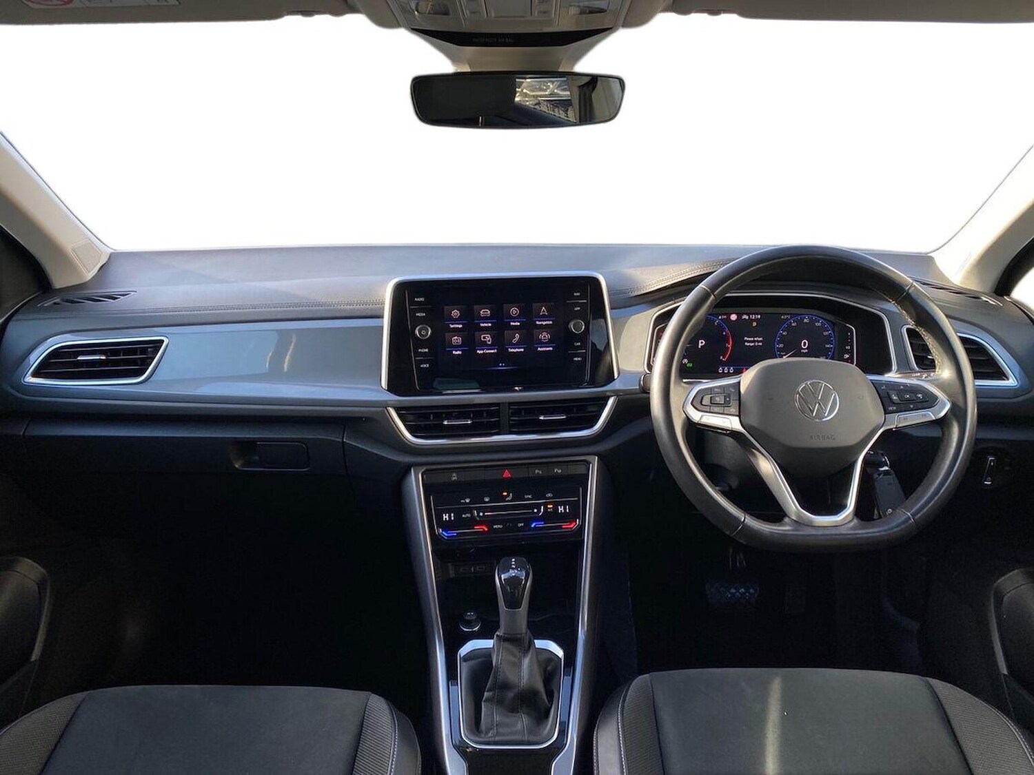 Used Volkswagen T-Roc 2022 for sale - 77813390: Photo 8