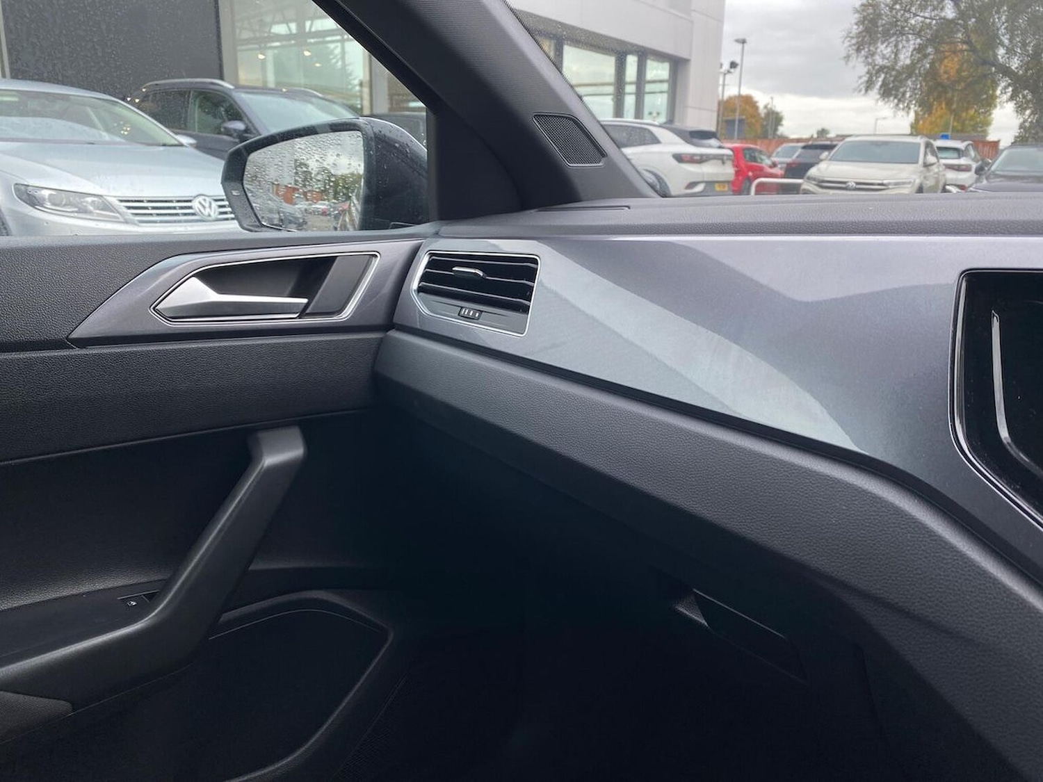 Used Volkswagen Polo 2024 for sale - 76358007: Photo 37