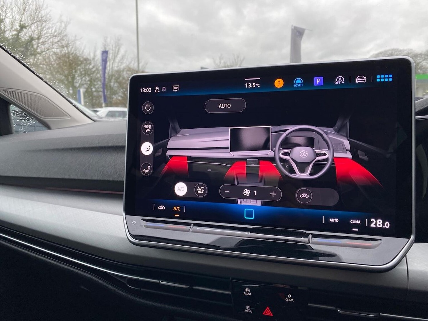 Used Volkswagen Golf 2024 for sale - 76879691: Photo 13