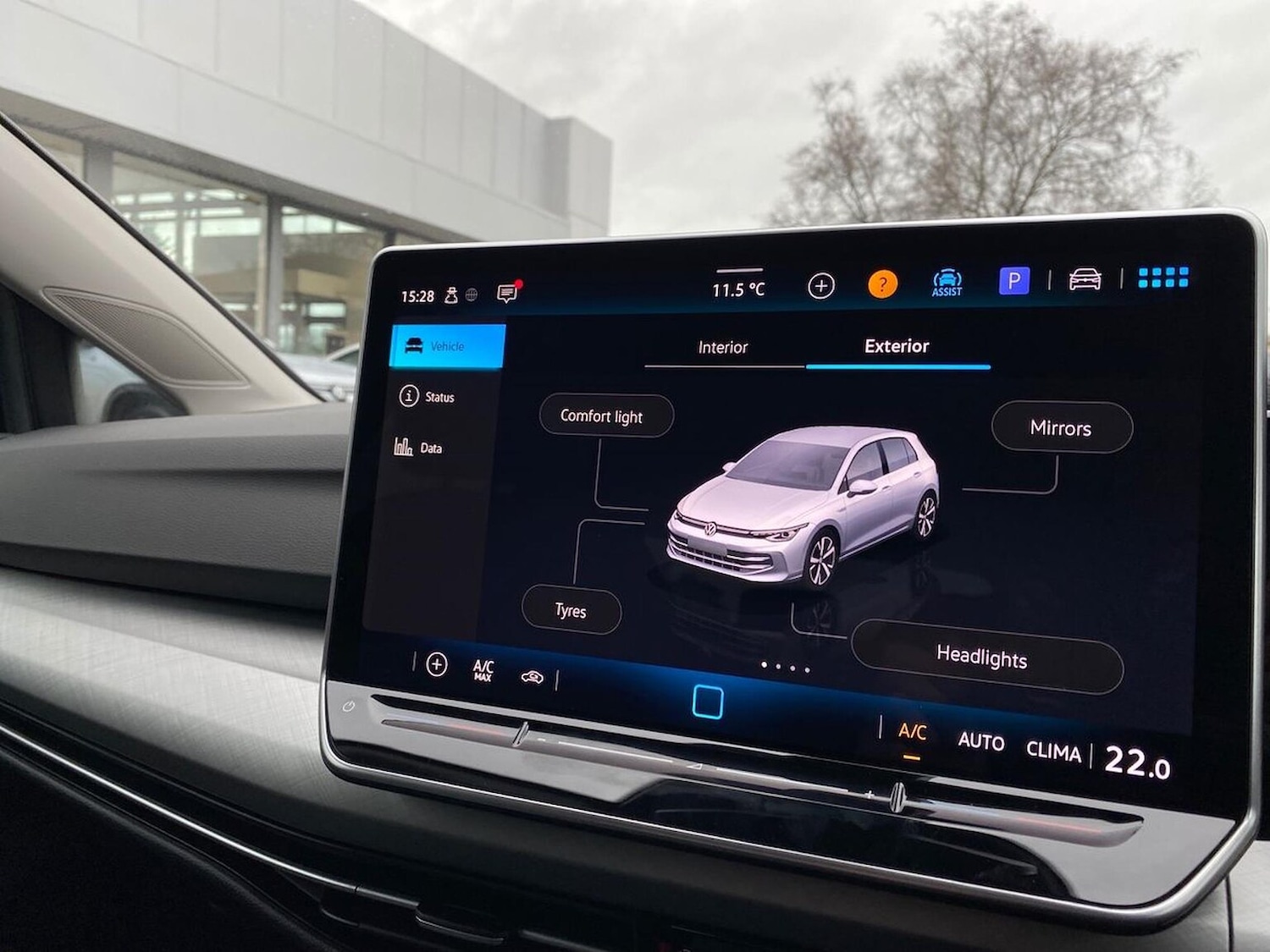 Used Volkswagen Golf 2025 for sale - 76777322: Photo 2