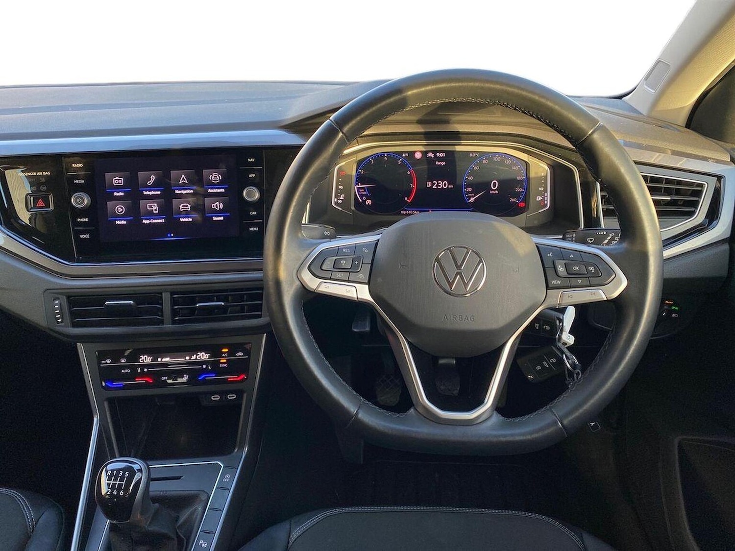 Used Volkswagen Taigo 2023 for sale - 76736702: Photo 9