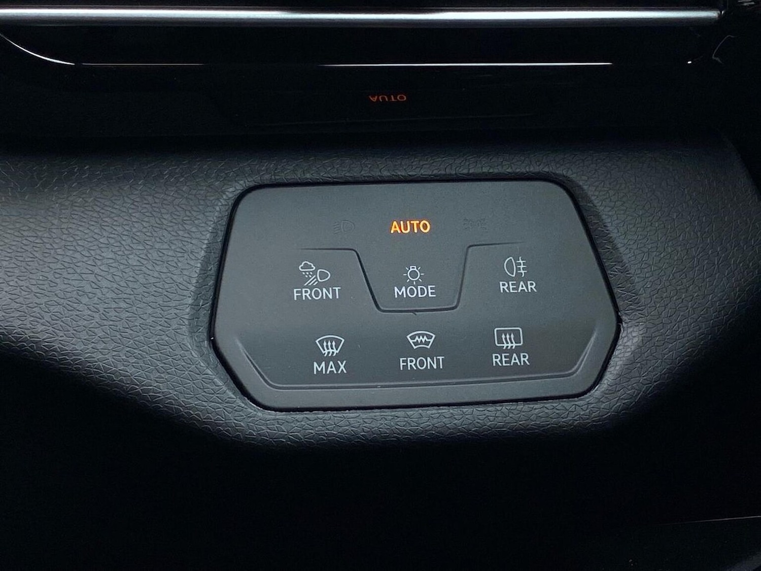 Used Volkswagen ID.4 2025 for sale - 76559797: Photo 29