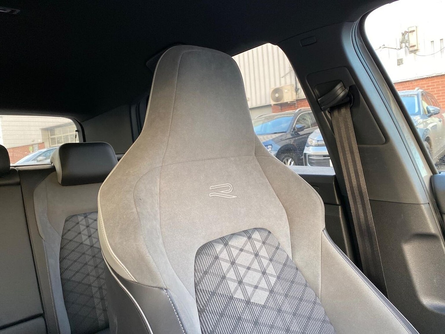 Used Volkswagen Golf 2020 for sale - 76651206: Photo 37