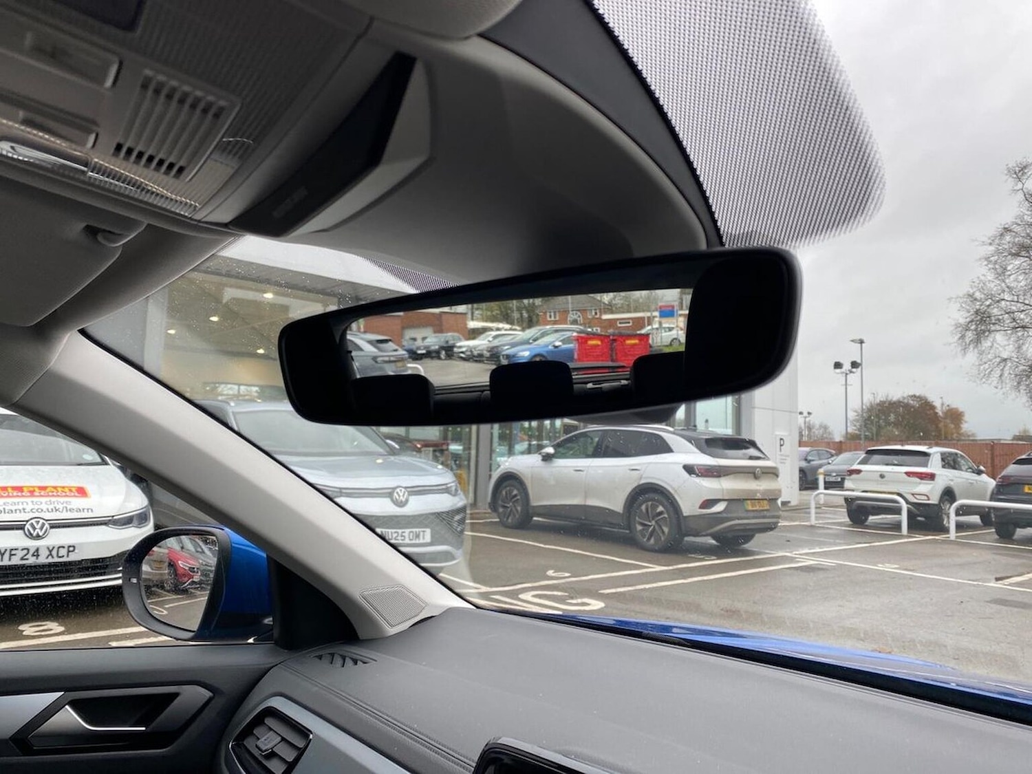 Used Volkswagen T-Roc 2022 for sale - 76777323: Photo 15