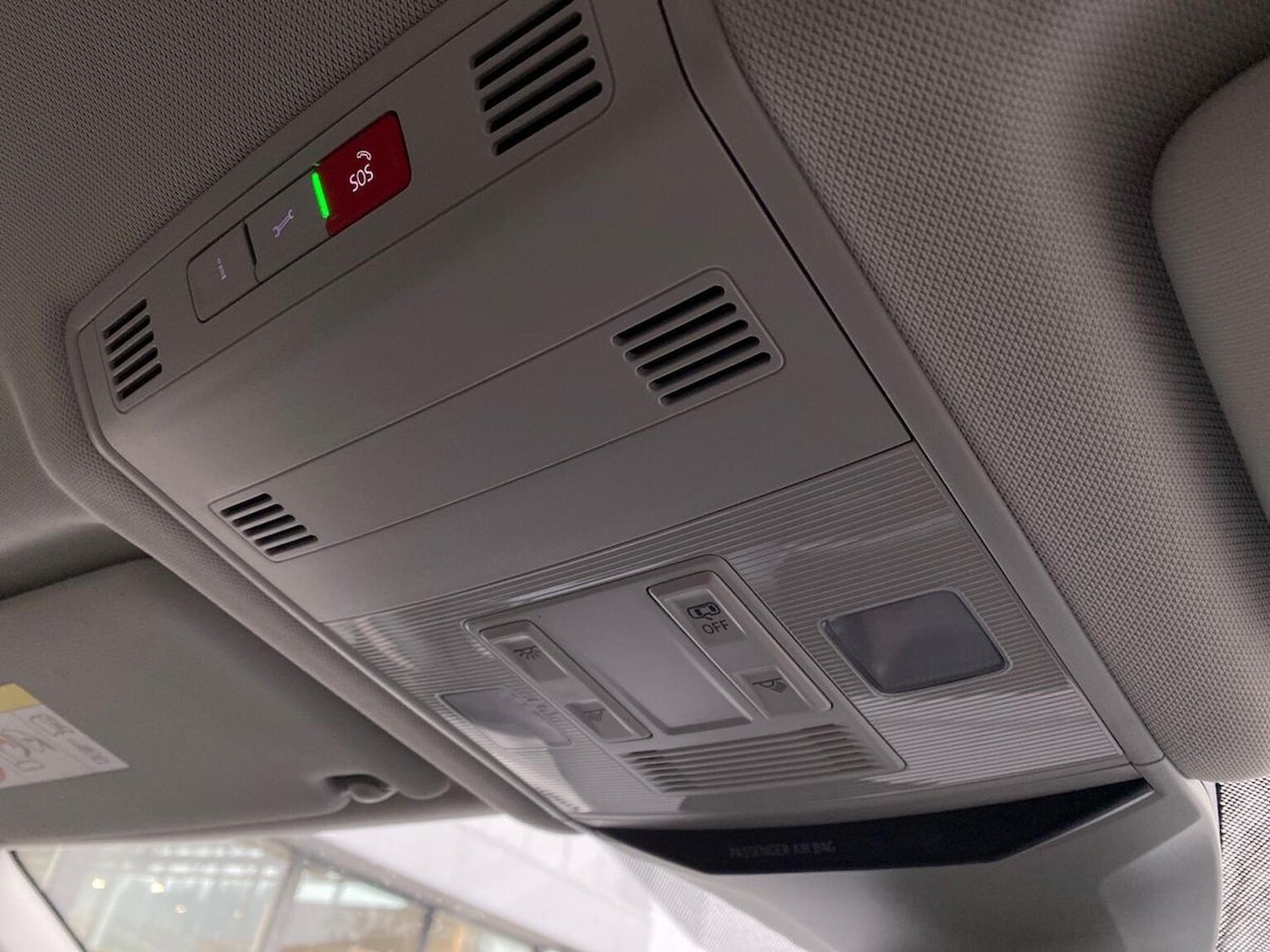 Used Volkswagen T-Roc 2022 for sale - 76777323: Photo 32