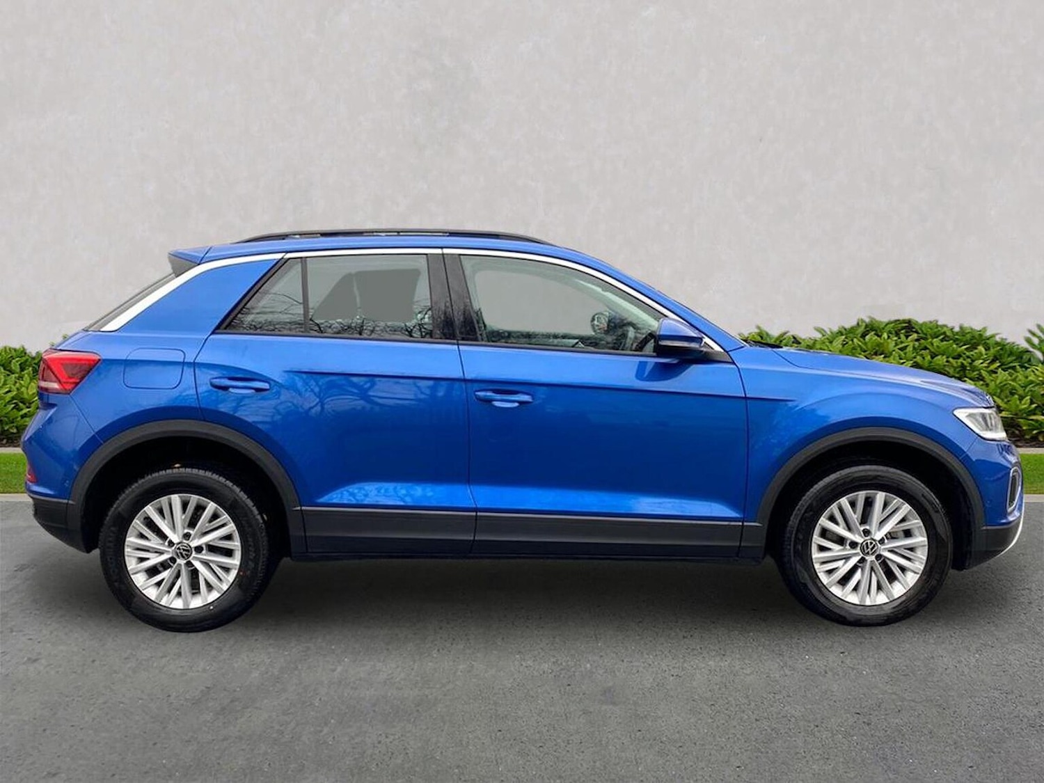 Used Volkswagen T-Roc 2022 for sale - 76777323: Photo 4