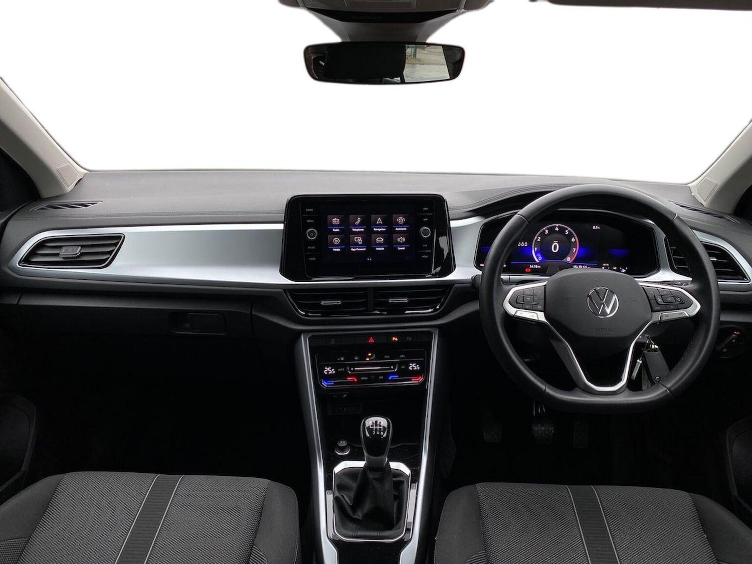 Used Volkswagen T-Roc 2022 for sale - 76777323: Photo 9