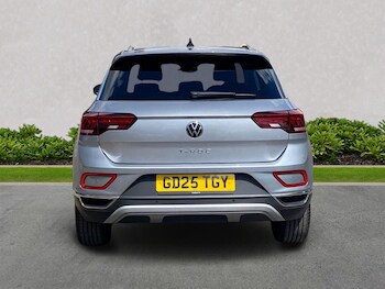 Used Volkswagen T-Roc 2025 for sale - 79327232: Photo