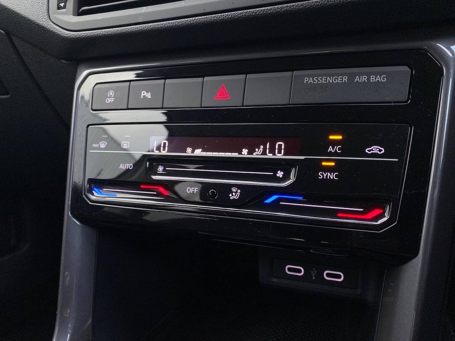 Used Volkswagen T-Cross 2022 for sale - 76725885: Photo 12