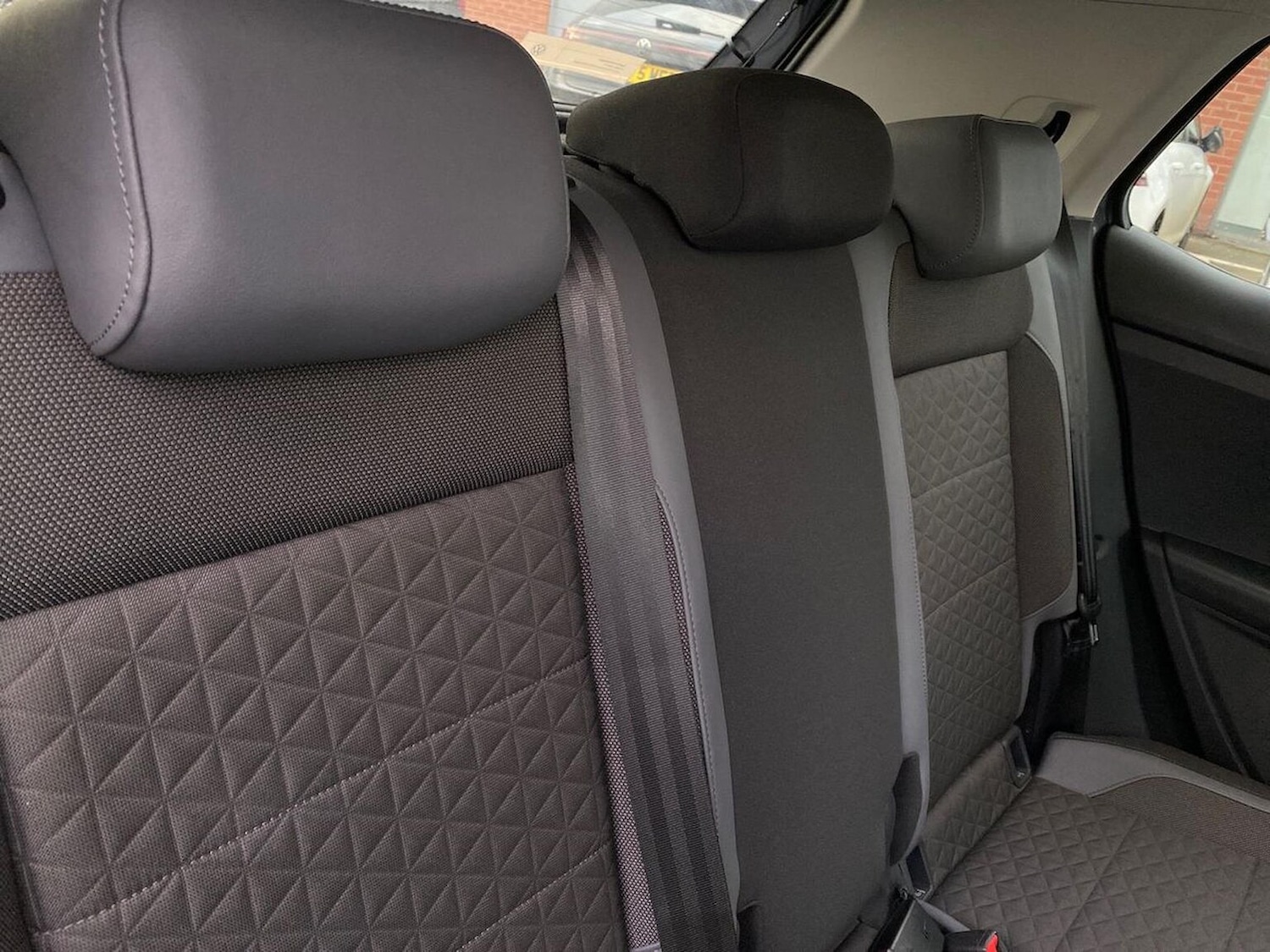 Used Volkswagen T-Cross 2022 for sale - 76725885: Photo 16