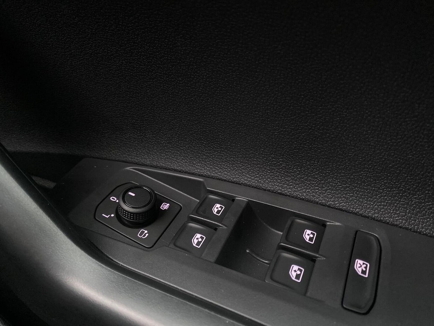 Used Volkswagen Taigo 2025 for sale - 77061606: Photo 23