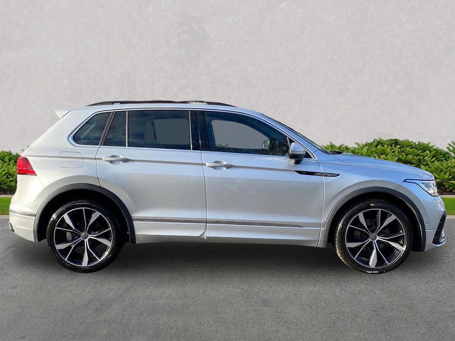 Used Volkswagen Tiguan 2023 for sale - 76736703: Photo 4