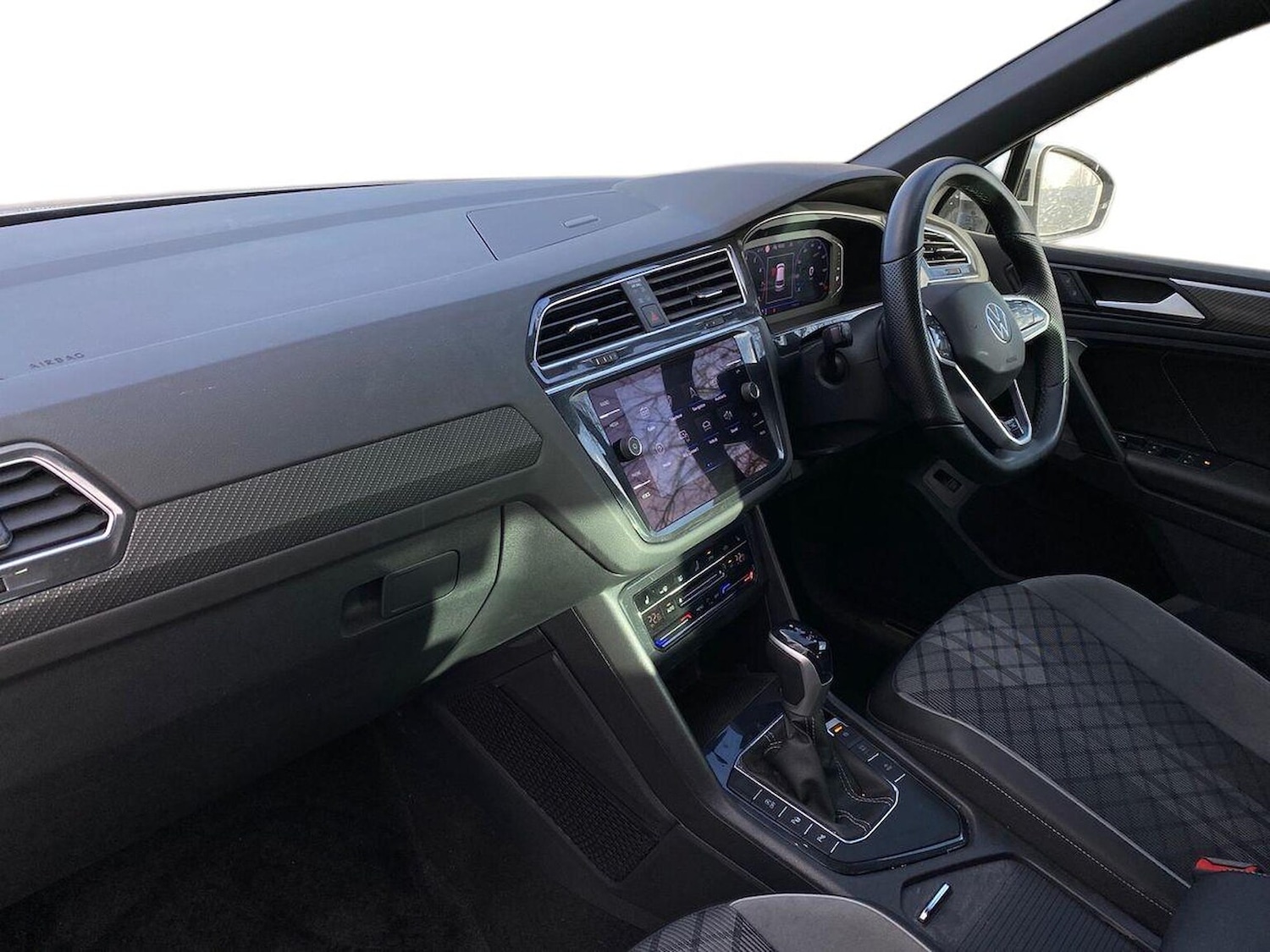 Used Volkswagen Tiguan 2023 for sale - 76736703: Photo 8