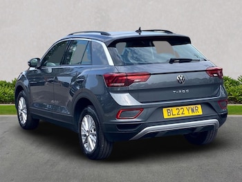 Used Volkswagen T-Roc 2022 for sale - 75513045: Photo