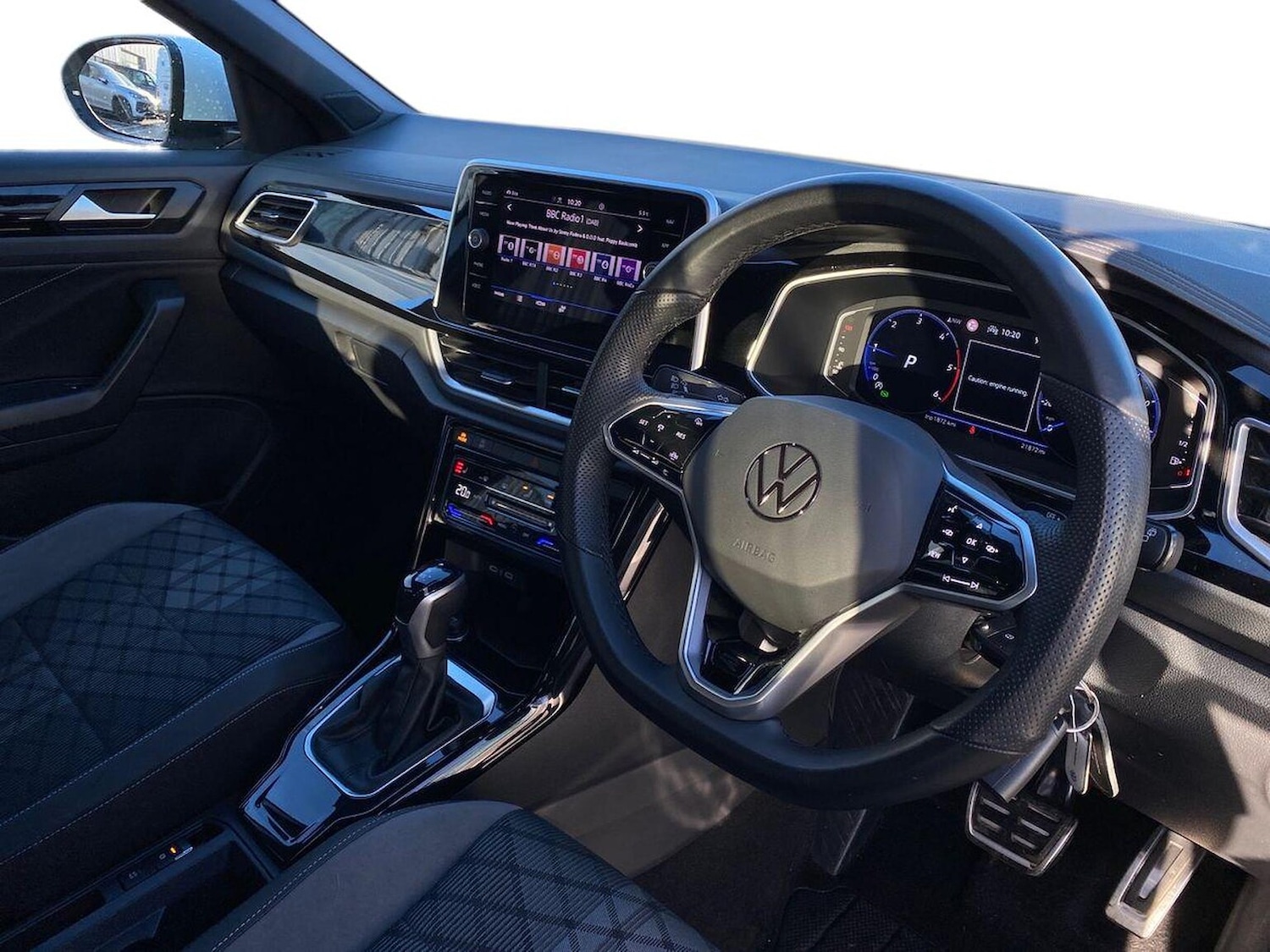 Used Volkswagen T-Roc 2023 for sale - 76693444: Photo 16