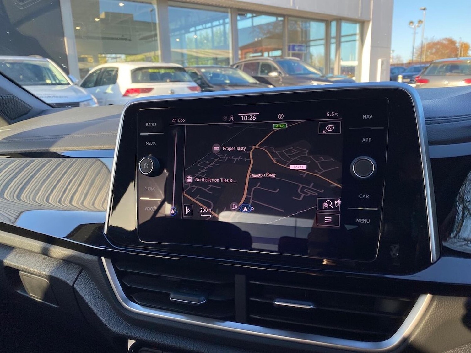 Used Volkswagen T-Roc 2023 for sale - 76693444: Photo 24