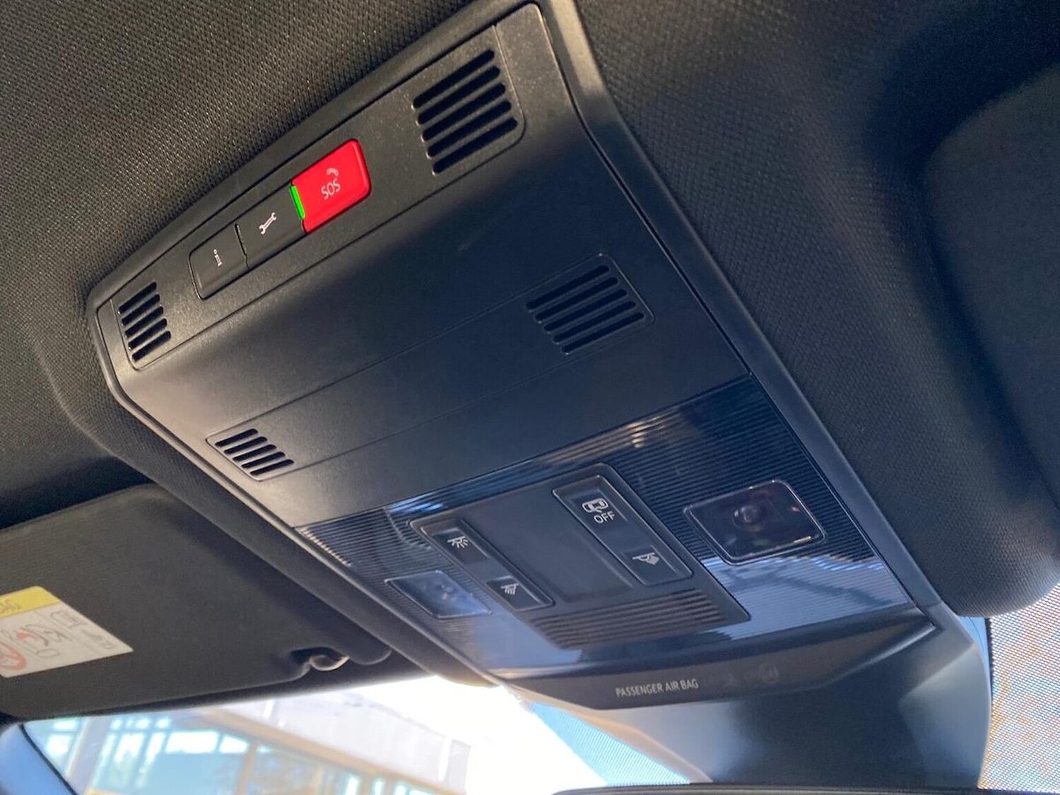 Used Volkswagen T-Roc 2023 for sale - 76693444: Photo 30