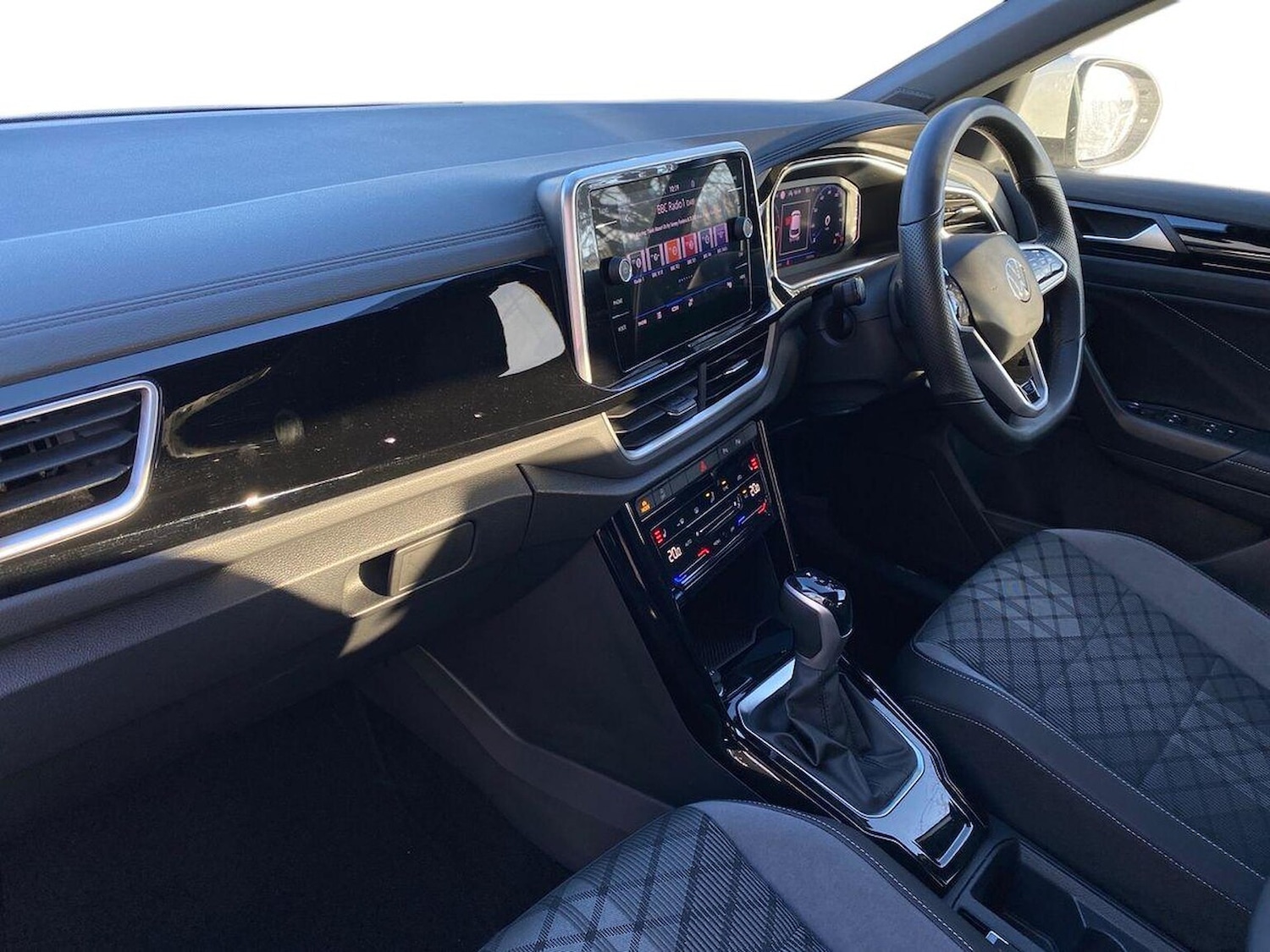 Used Volkswagen T-Roc 2023 for sale - 76693444: Photo 8