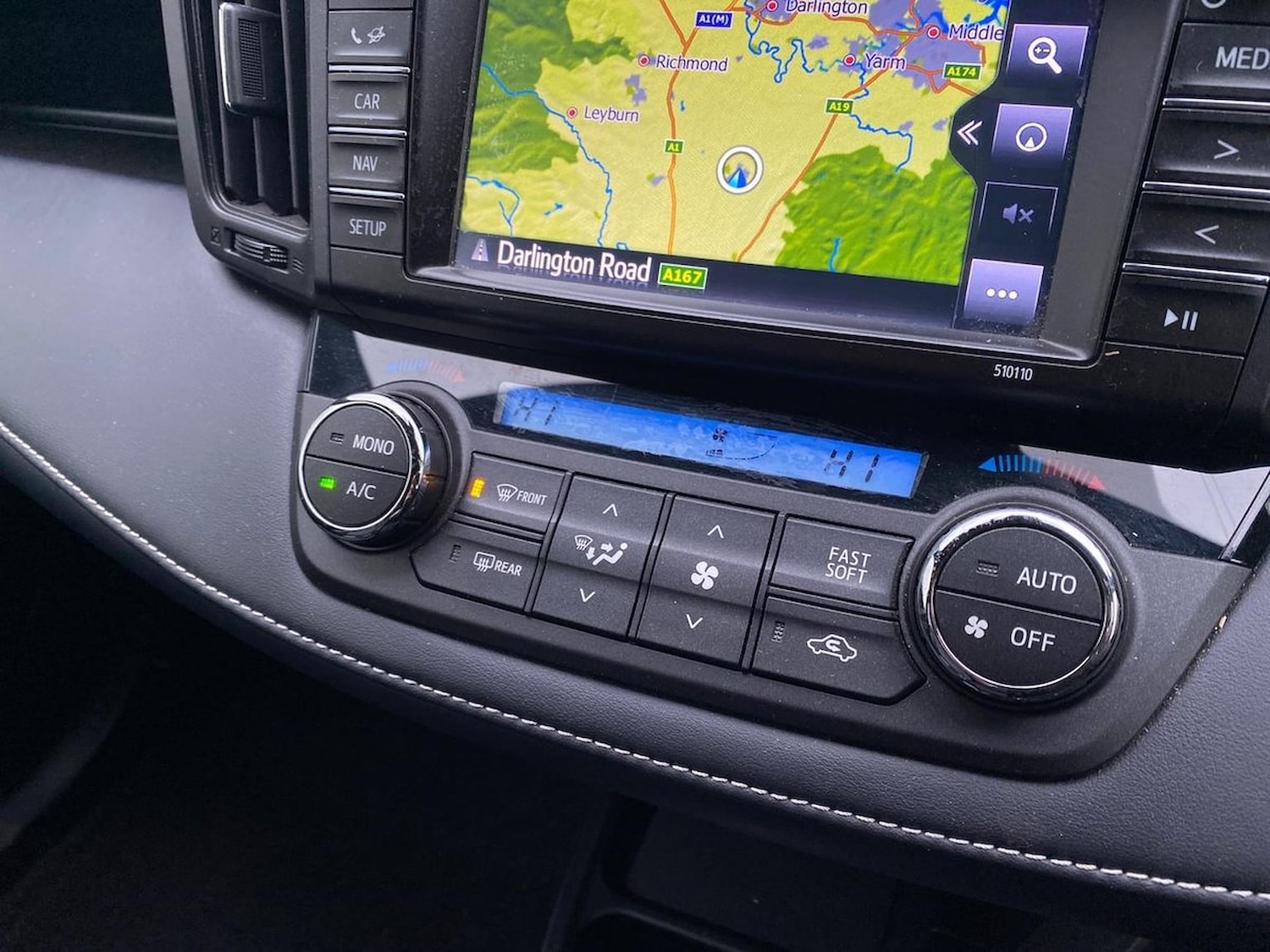 Used Toyota RAV4 2018 for sale - 76918938: Photo 13