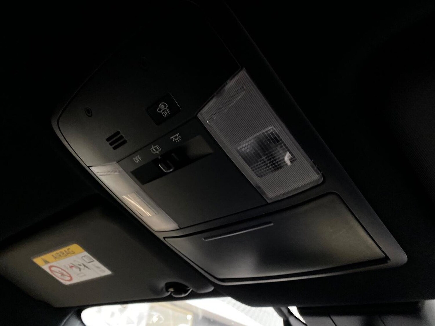 Used Toyota RAV4 2018 for sale - 76918938: Photo 32