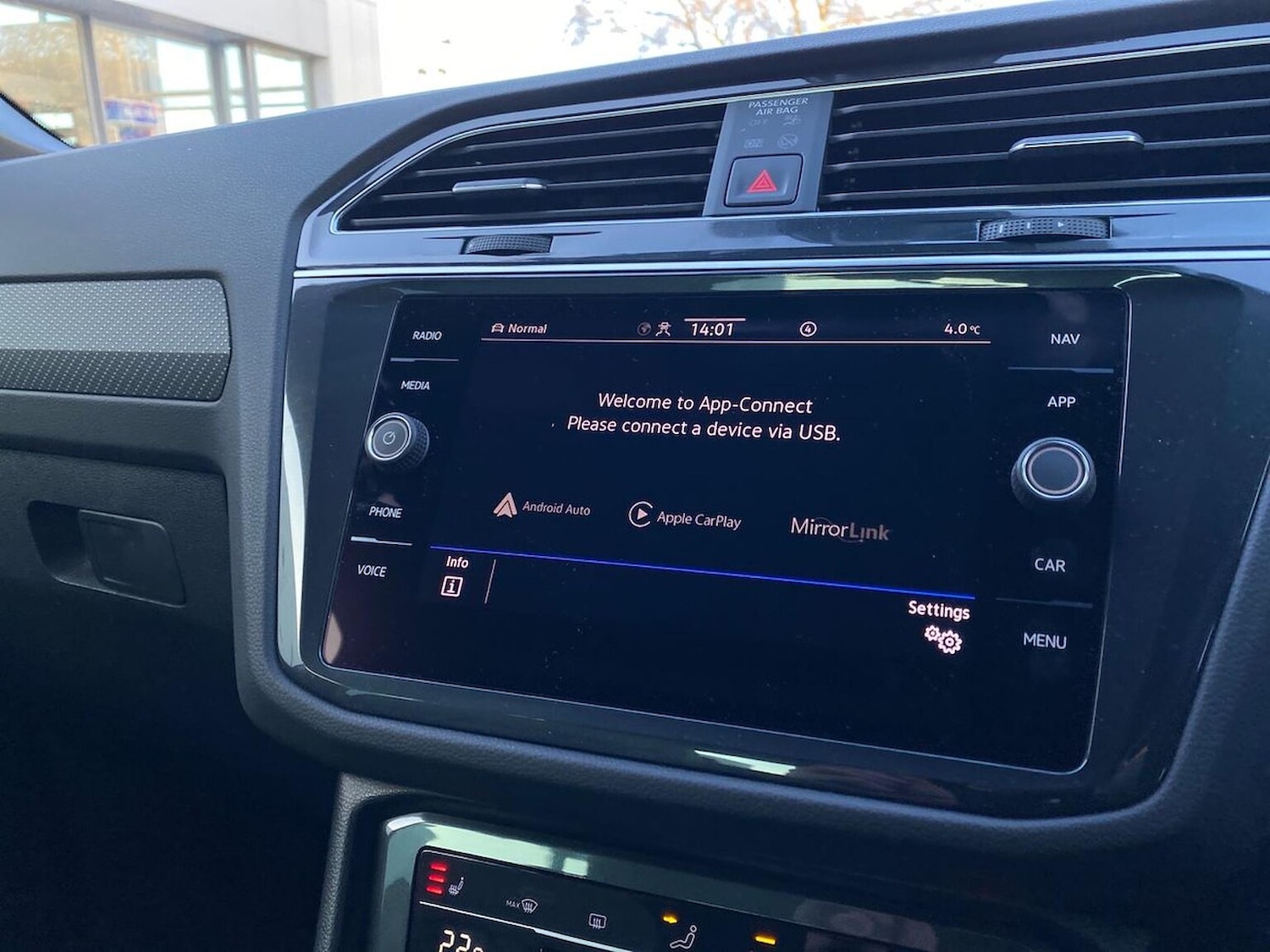 Used Volkswagen Tiguan 2022 for sale - 76600130: Photo 11