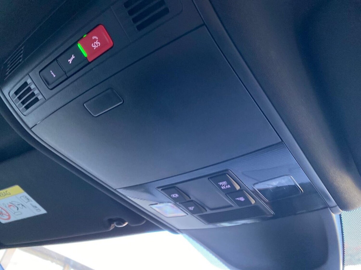 Used Volkswagen Tiguan 2022 for sale - 76600130: Photo 31