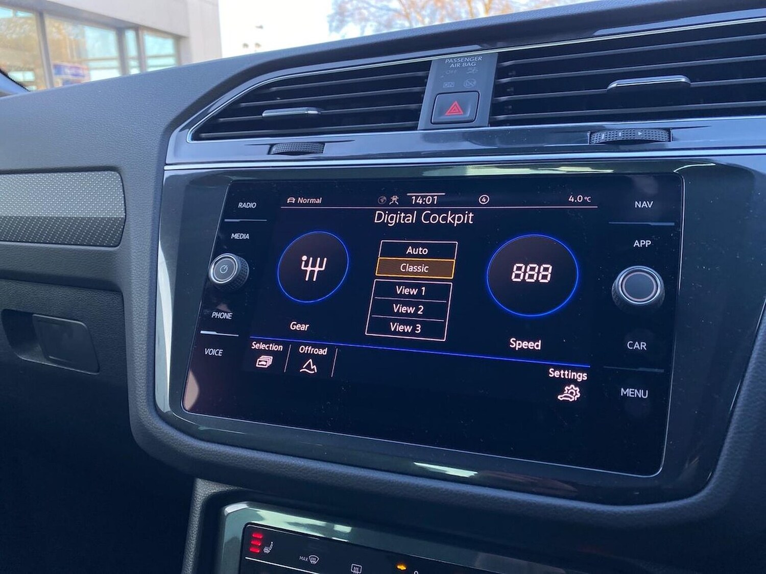 Used Volkswagen Tiguan 2022 for sale - 76600130: Photo 37