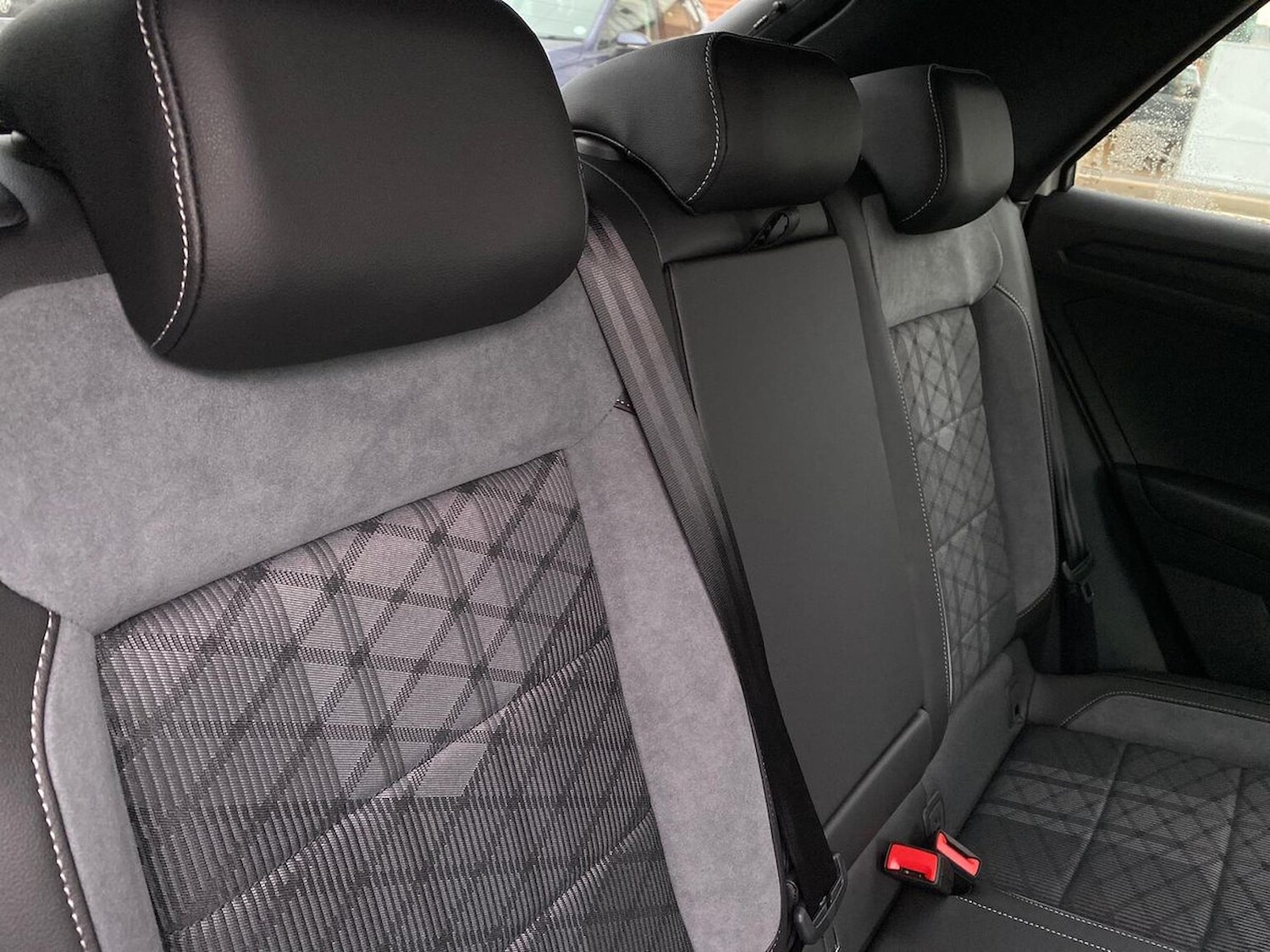 Used Volkswagen T-Roc 2025 for sale - 76450572: Photo 17