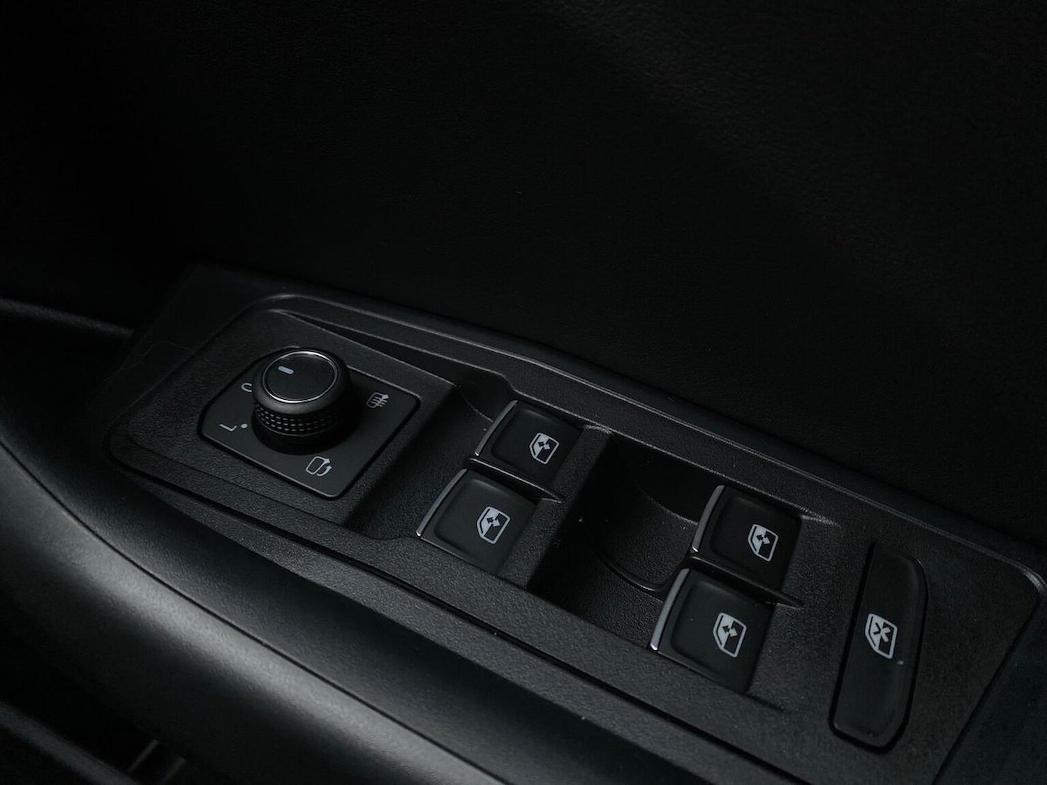 Used Volkswagen T-Roc 2025 for sale - 76450572: Photo 22